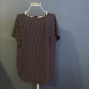 Ava & Viv Black Blouse with White Hexagon Design